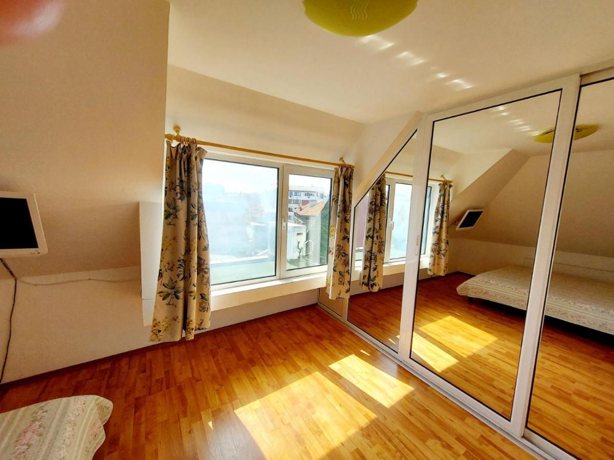 Comfort Flat Burgas City Exterior foto